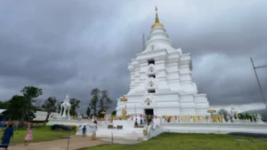 วัดพระธาตุหมื่นหิน